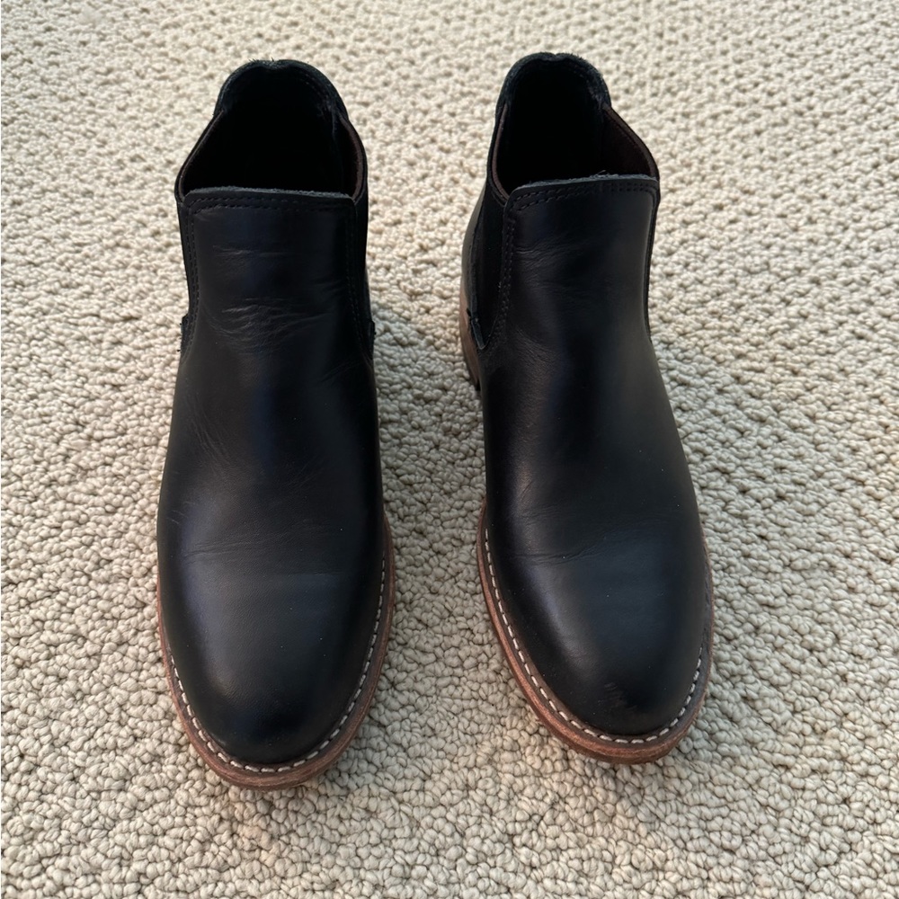 Red Wing “Carol” Black Boundary Leather Chelsea Boots